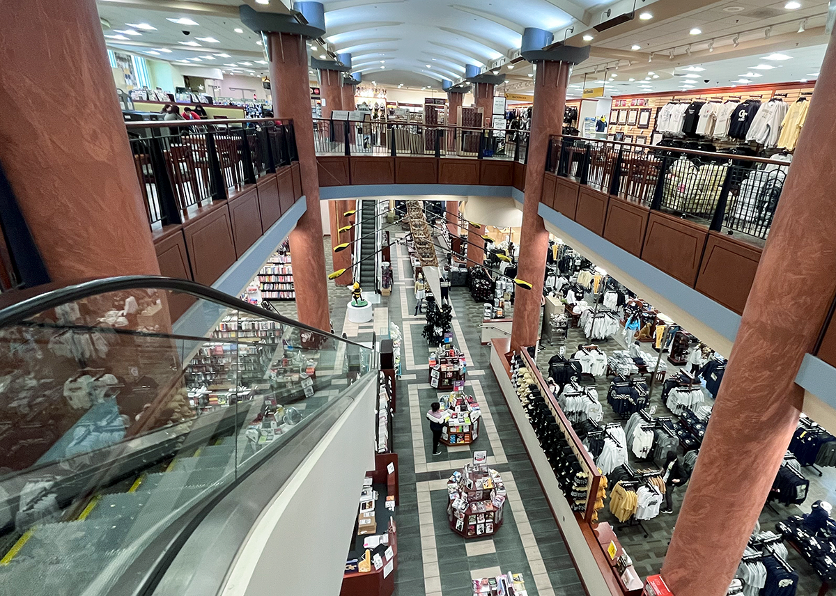 A view of Barnes&Noble from the second floor.